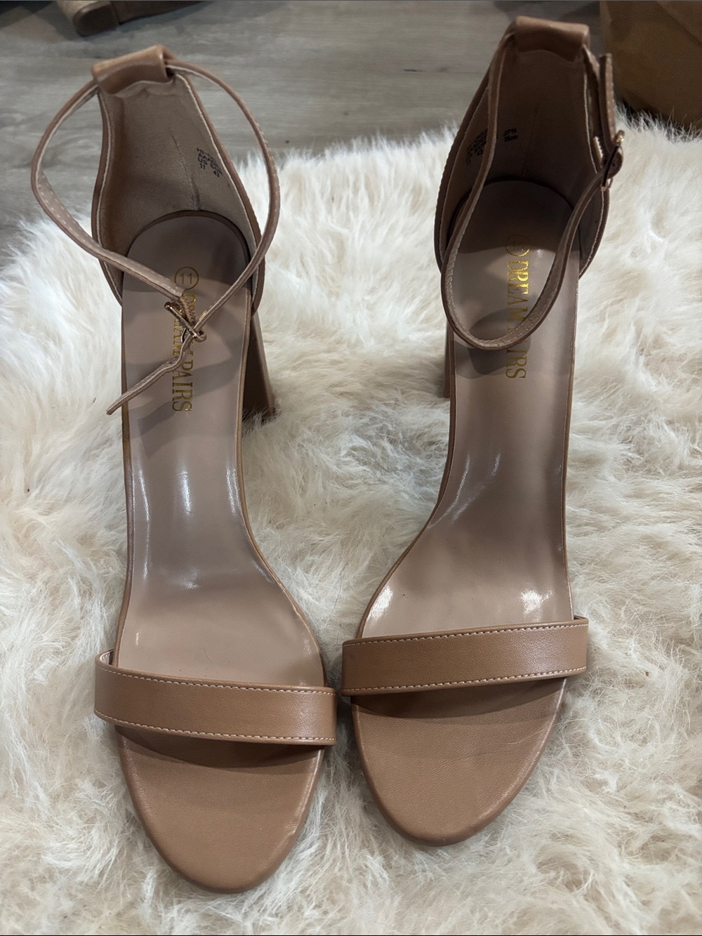 Dream pairs Tan Ankle-Strap Block Heels